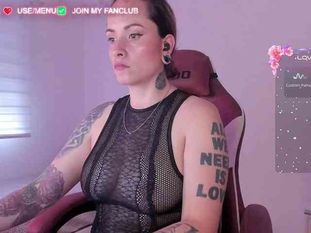 DominaDeivis webcam