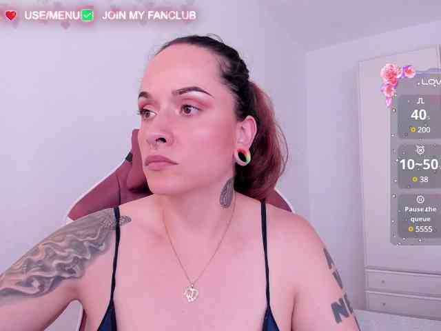 DominaDeivis webcam