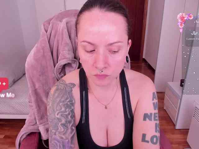 DominaDeivis webcam