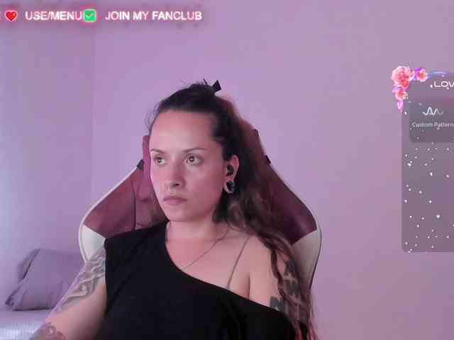 DominaDeivis webcam