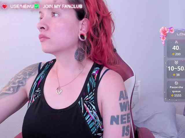 DominaDeivis webcam