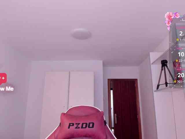 DominaDeivis webcam