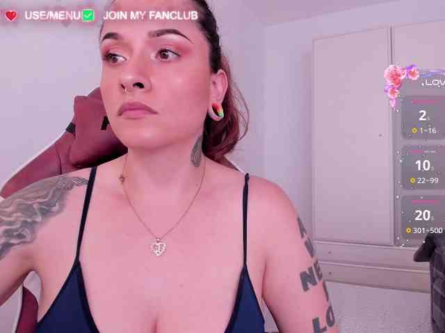 DominaDeivis webcam