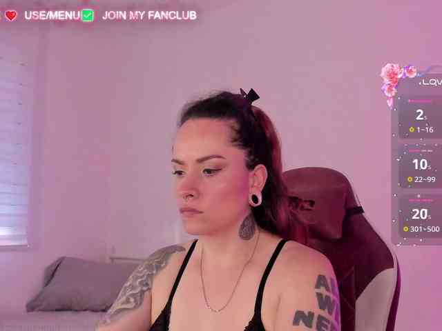DominaDeivis webcam
