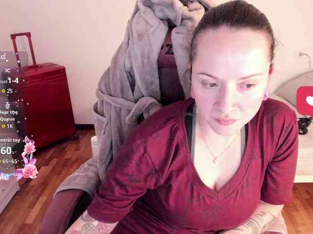 DominaDeivis webcam