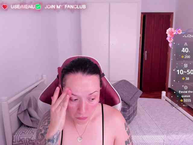 DominaDeivis webcam