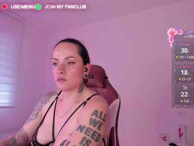 DominaDeivis webcam