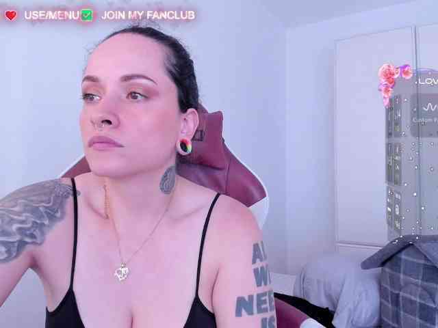 DominaDeivis webcam