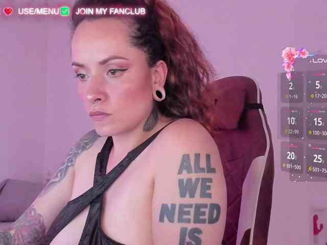DominaDeivis webcam