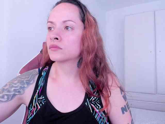 DominaDeivis webcam