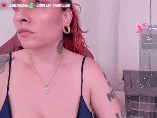 DominaDeivis webcam