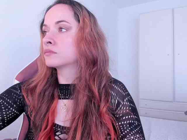 DominaDeivis webcam