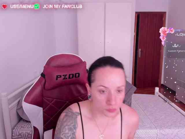 DominaDeivis webcam