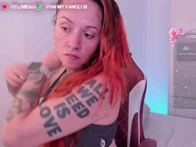 DominaDeivis webcam