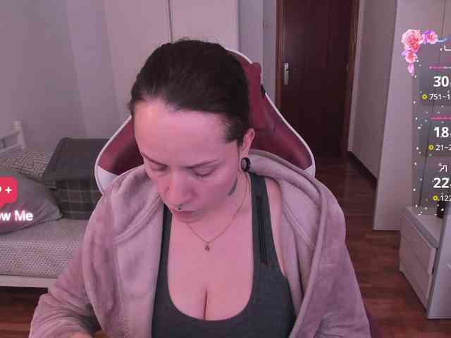 DominaDeivis webcam