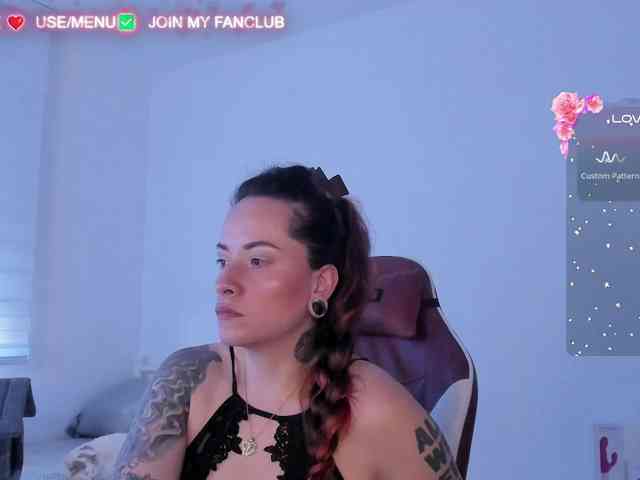 DominaDeivis webcam