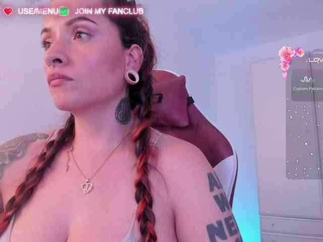 DominaDeivis webcam