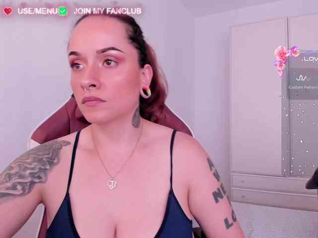 DominaDeivis webcam