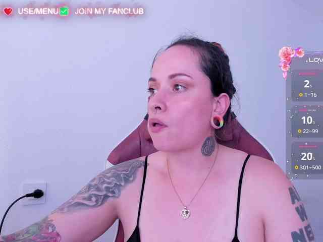 DominaDeivis webcam