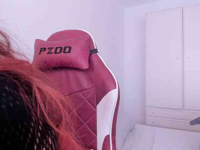 DominaDeivis webcam