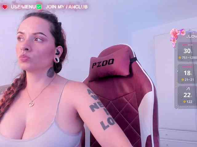DominaDeivis webcam