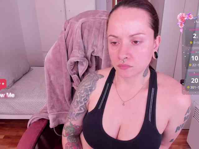 DominaDeivis webcam