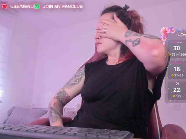 DominaDeivis webcam