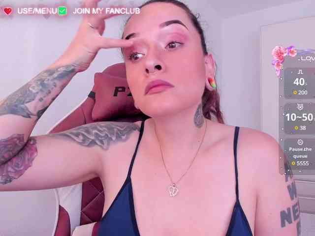 DominaDeivis webcam
