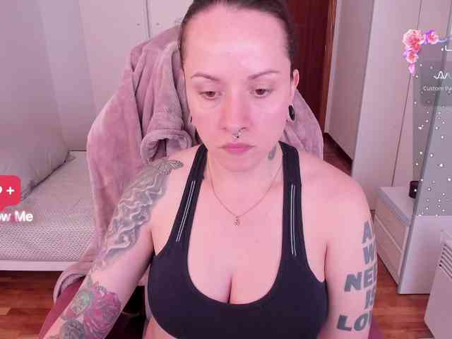 DominaDeivis webcam