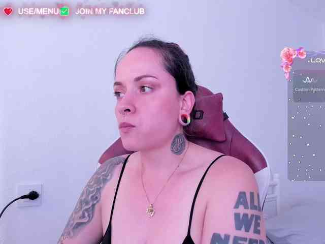 DominaDeivis webcam