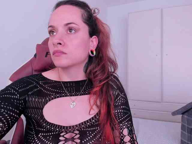 DominaDeivis webcam