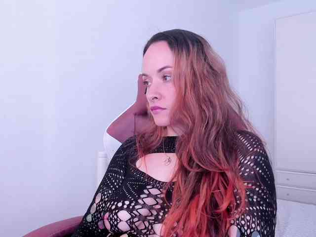 DominaDeivis webcam