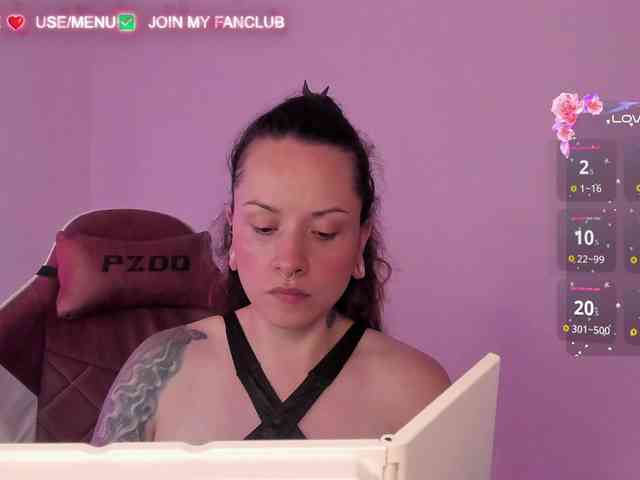 DominaDeivis webcam