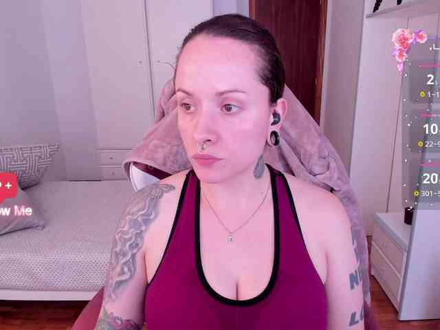 DominaDeivis bongacams