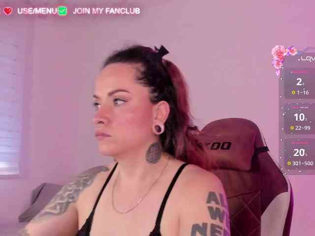DominaDeivis webcam