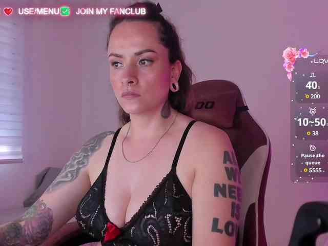 DominaDeivis webcam