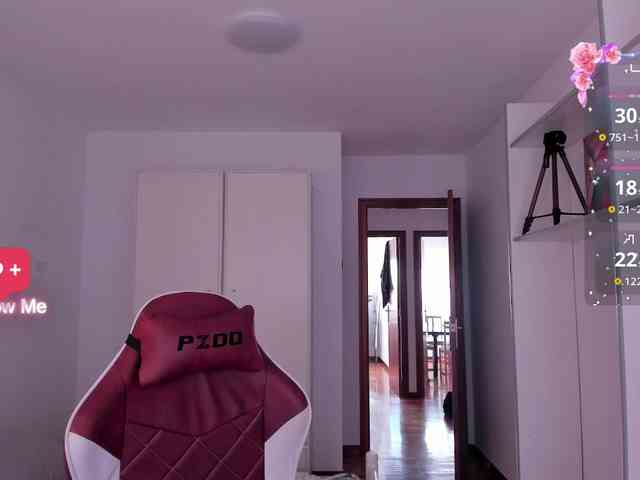 DominaDeivis webcam
