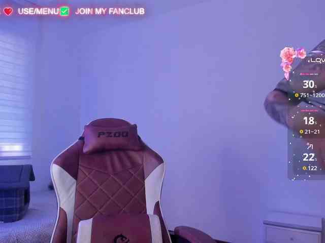 DominaDeivis webcam
