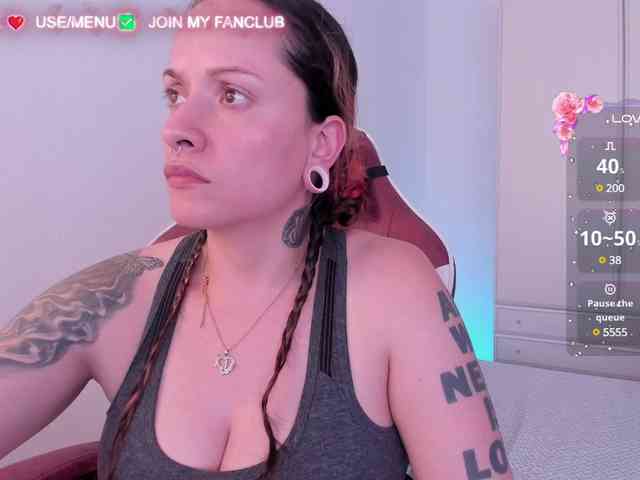 DominaDeivis webcam