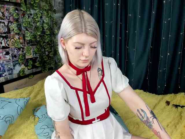 VitaminkaBi webcam