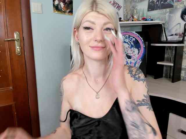 VitaminkaBi webcam