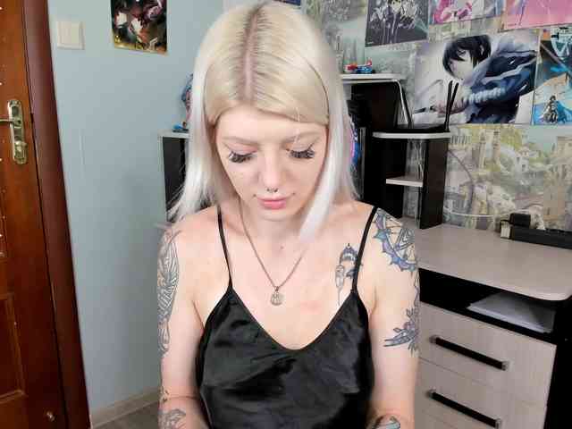 VitaminkaBi webcam