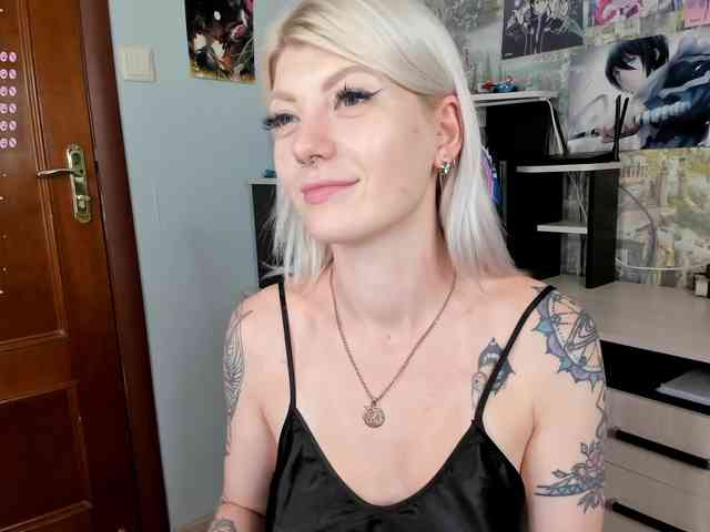 VitaminkaBi webcam