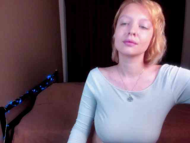 MistikDoll webcam