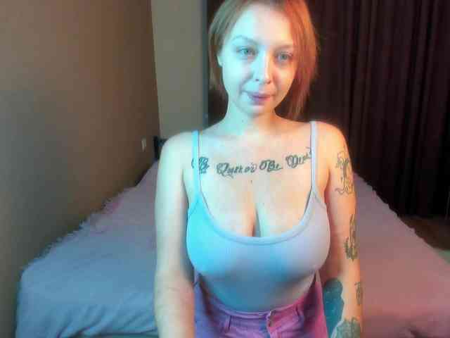 MistikDoll webcam