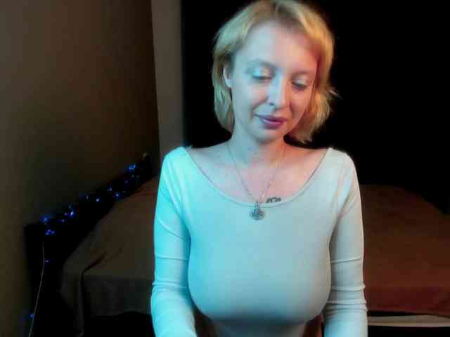 online live sex show MistikDoll