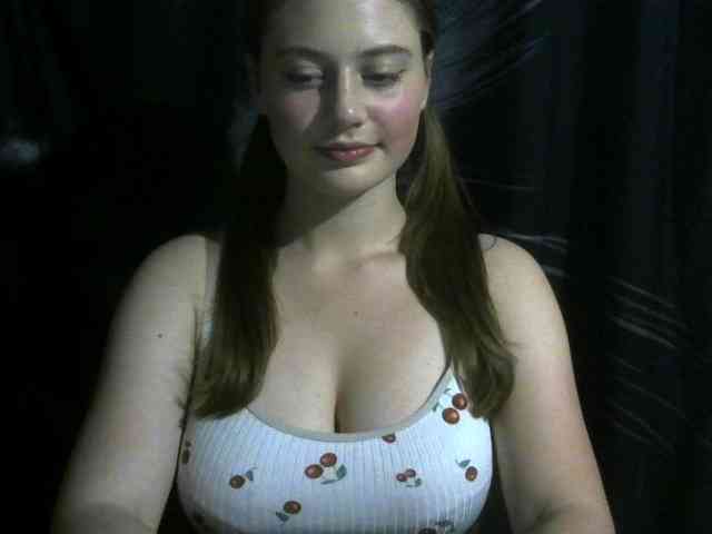 Lizzie0Saint cam
