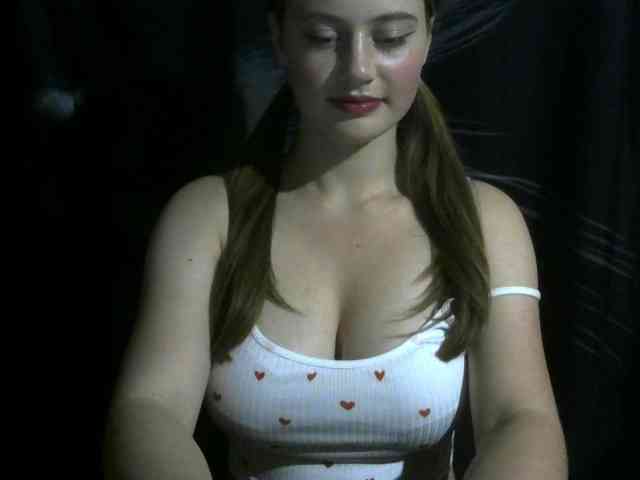 Lizzie0Saint Live Webcam on BongaCams