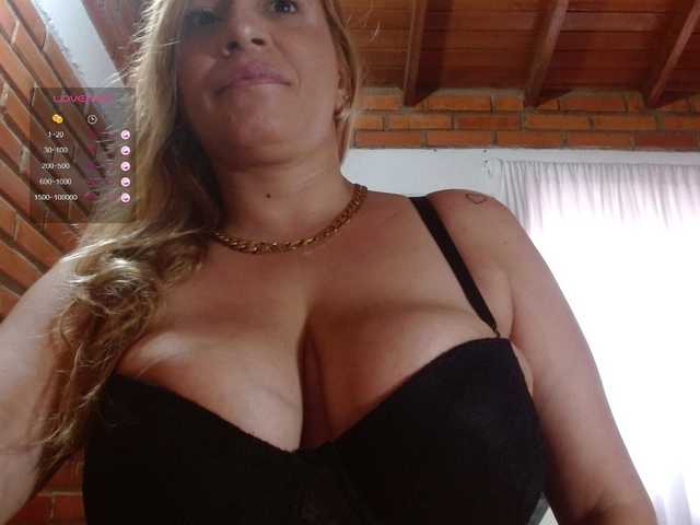 Manuela420sexy's BongaCams show and profile