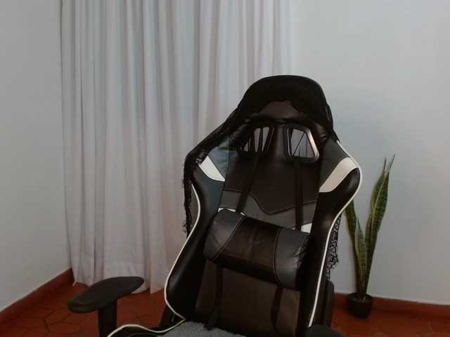 Manuela420sexy's BongaCams show and profile